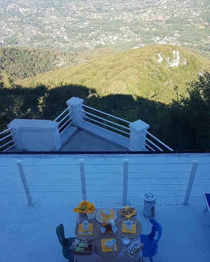 Bed and Breakfast Nido Del Nibbio Субьяко Экстерьер фото