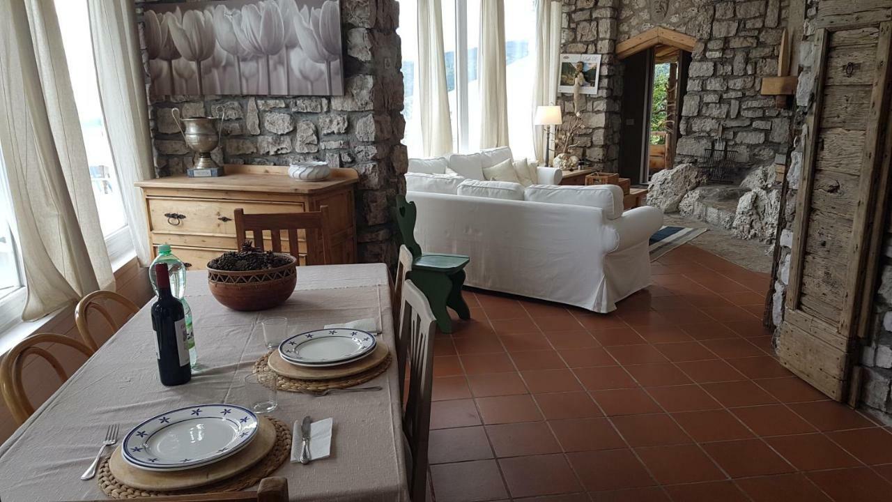 Bed and Breakfast Nido Del Nibbio Субьяко Экстерьер фото